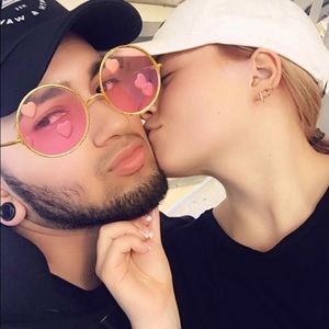 Meet your Posher, Kelly